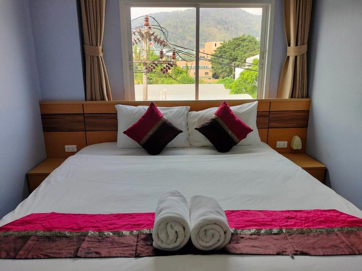 Phusita Hotel - Sha Certified Patong Экстерьер фото